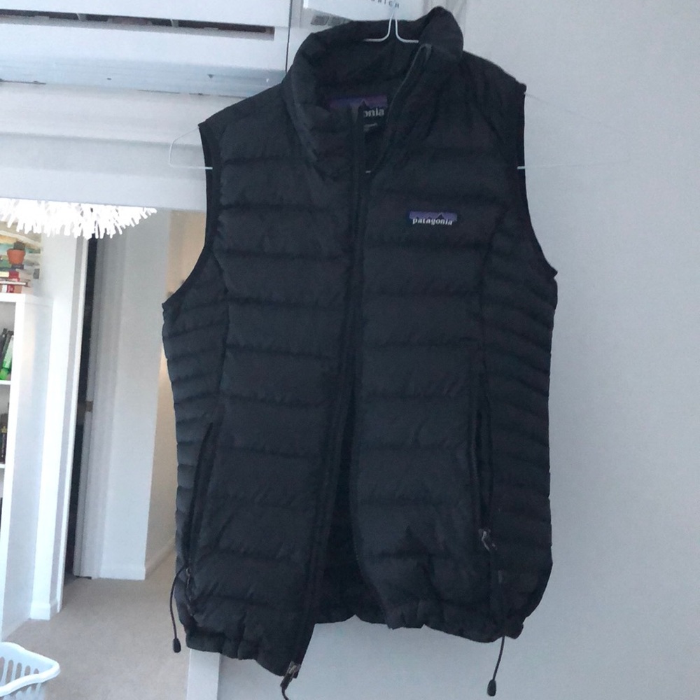 Black Patagonia vest